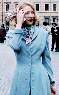 tumblr_nzb1ggw7HY1tpn084o1_r2_250